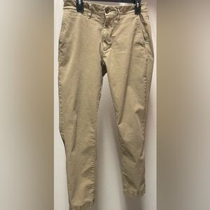 Goodfellow & Co Men’s athletic-fit chino khaki 30x30 front and back pockets